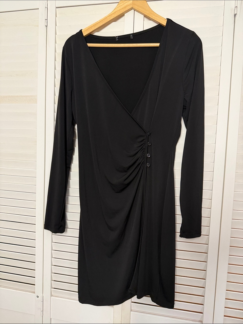 Elegant Black Long-Sleeve Wrap Dress
